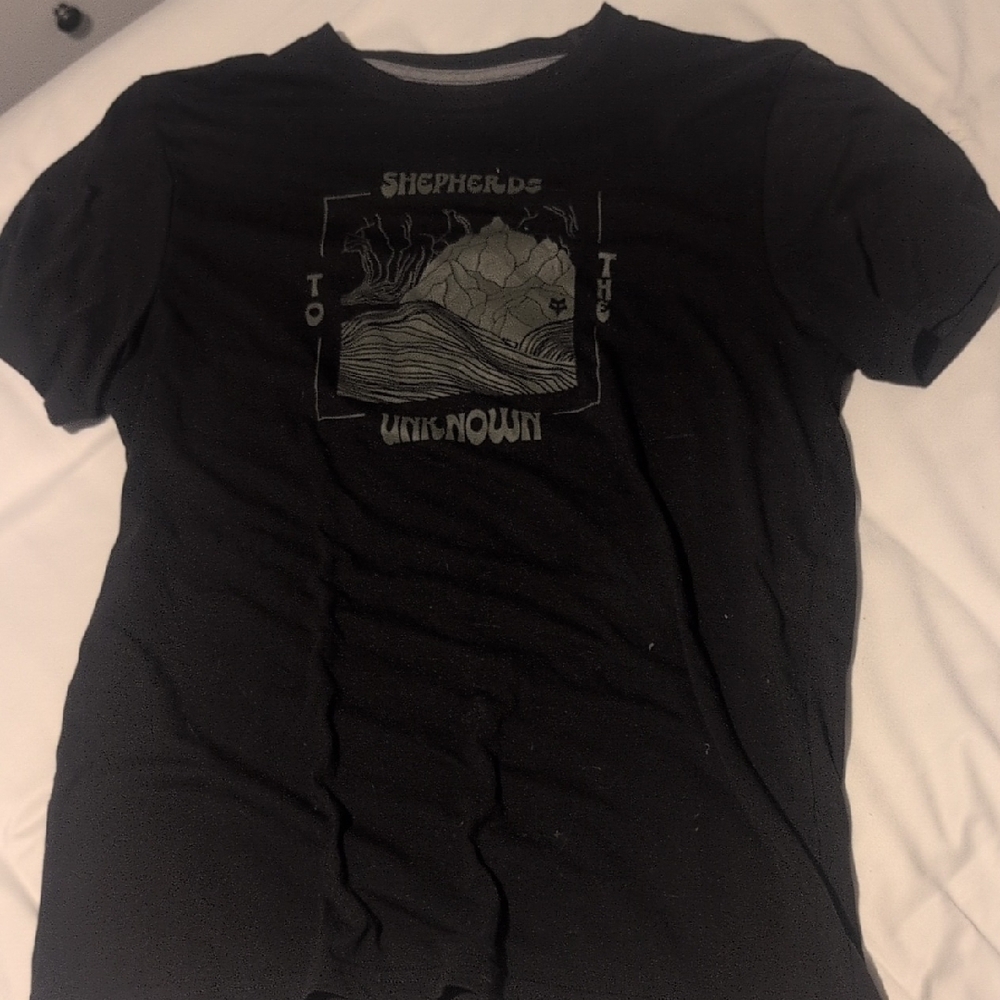 Fox Black Graphic Tee - Shepherds Design
